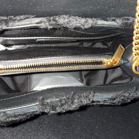 Brand new with dustbag Yves Saint Laurent Black Women's shoulder Bag LouLou - Picture 9 of 9